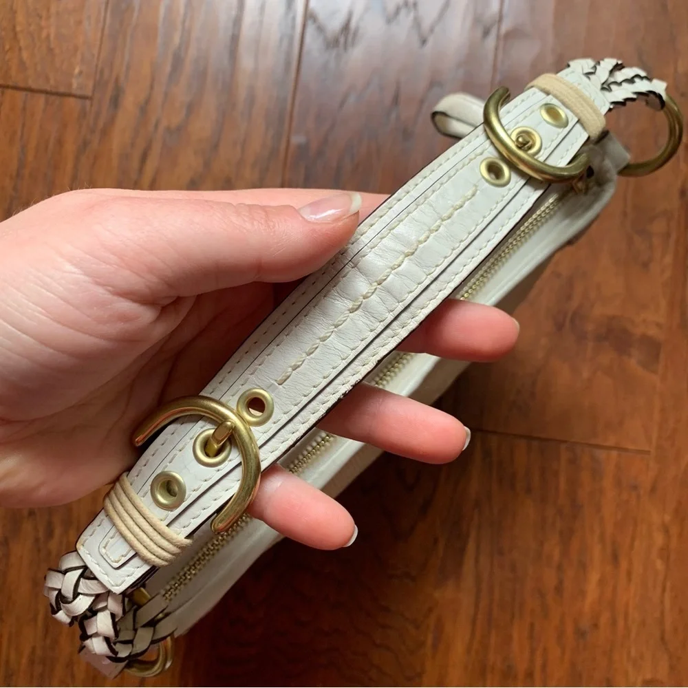 Vintage Coach Angora Raffia Leather Shoulder Bag - 2005 - Picture 4 of 11